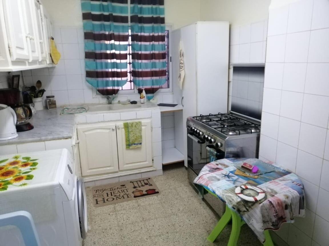 Maison A El Omrane . Tunis Buitenkant foto